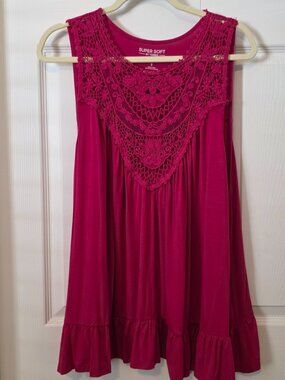 Torrid Size 2X Fuchsia Crochet Yoke Tank Top Ruffle Hem